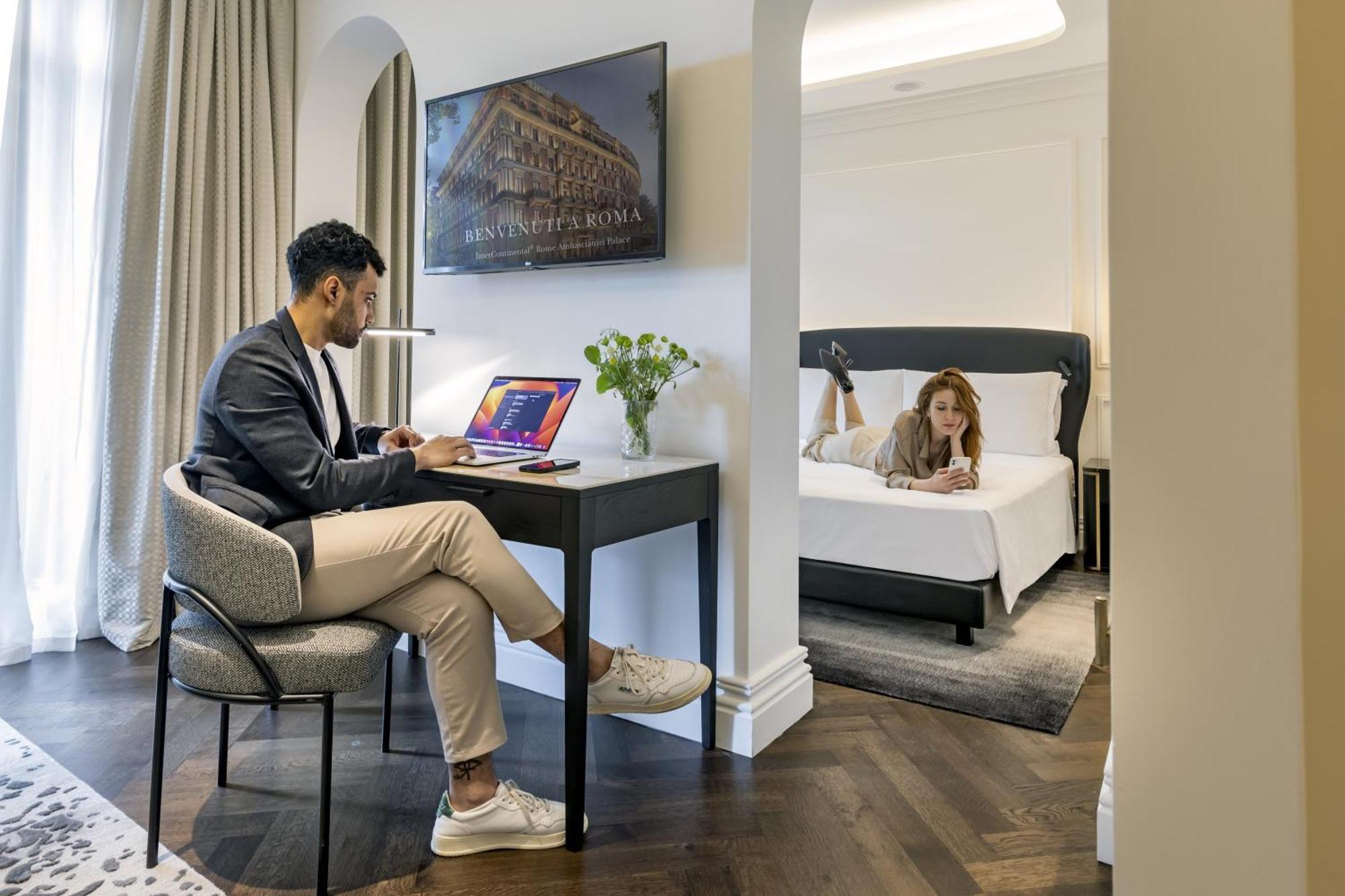 Intercontinental Rome Ambasciatori Palace By Ihg Exterior photo