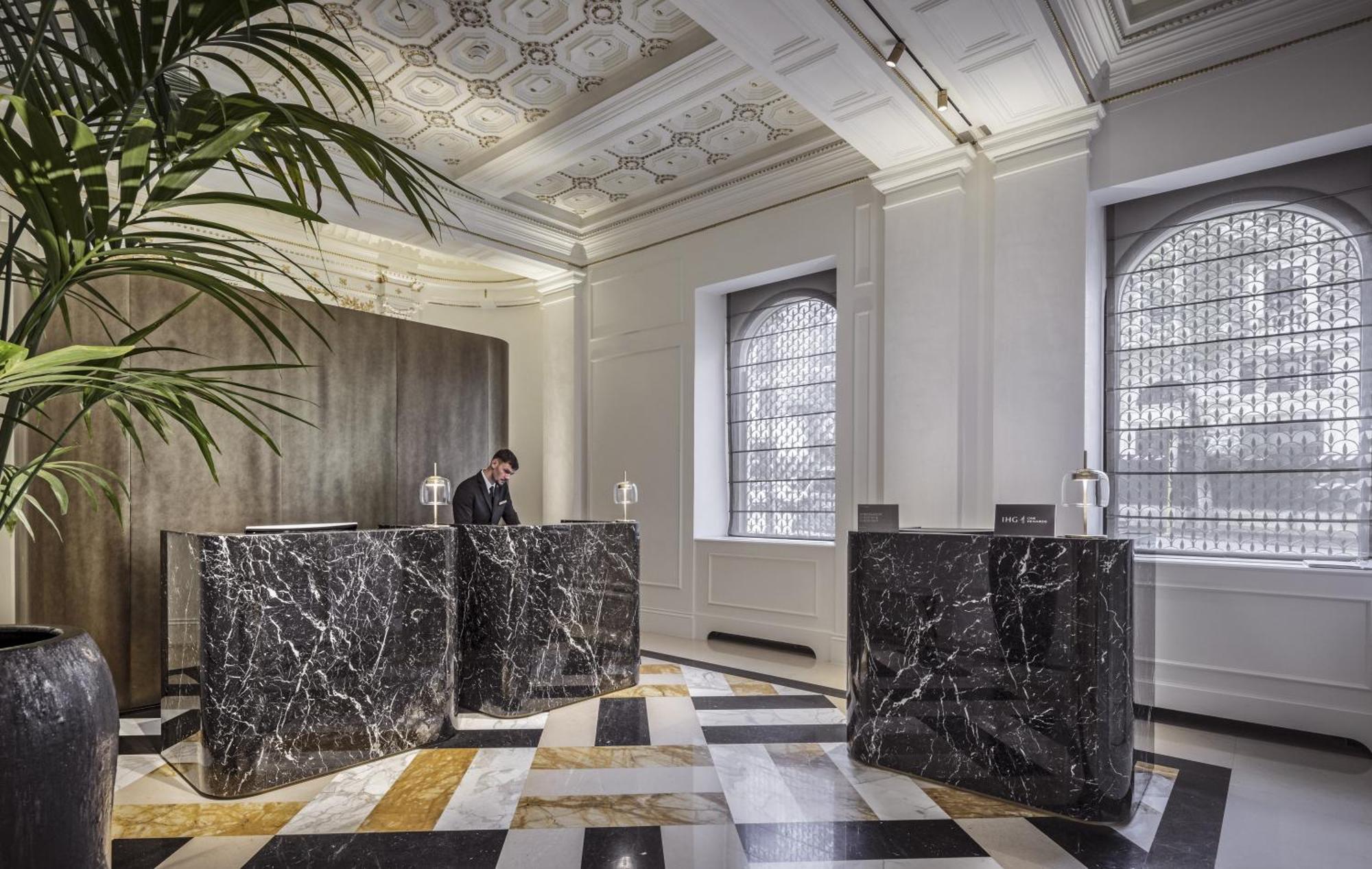 Intercontinental Rome Ambasciatori Palace By Ihg Exterior photo