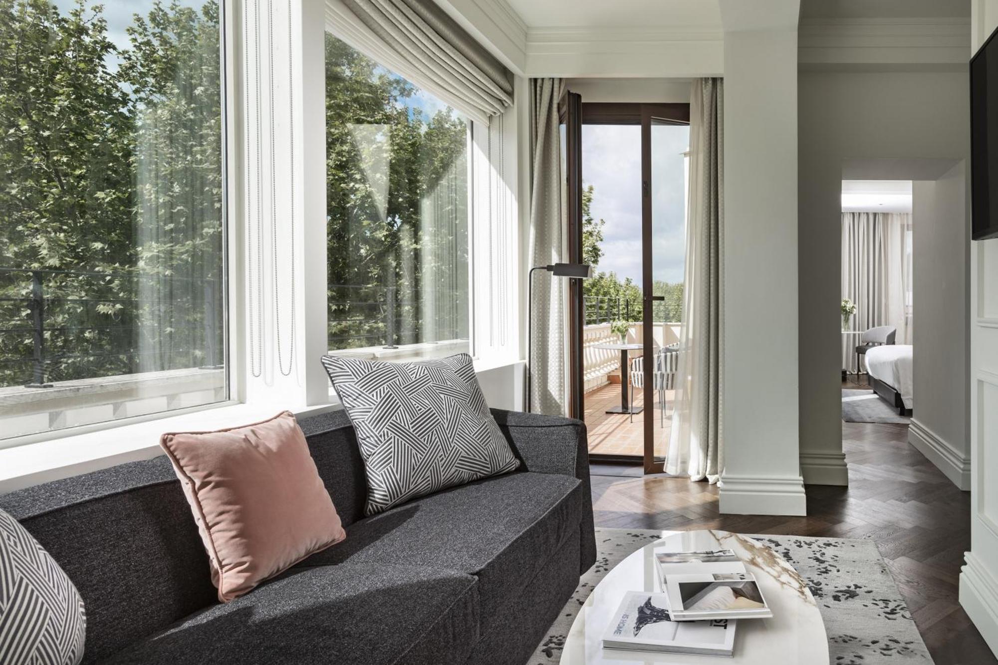 Intercontinental Rome Ambasciatori Palace By Ihg Exterior photo
