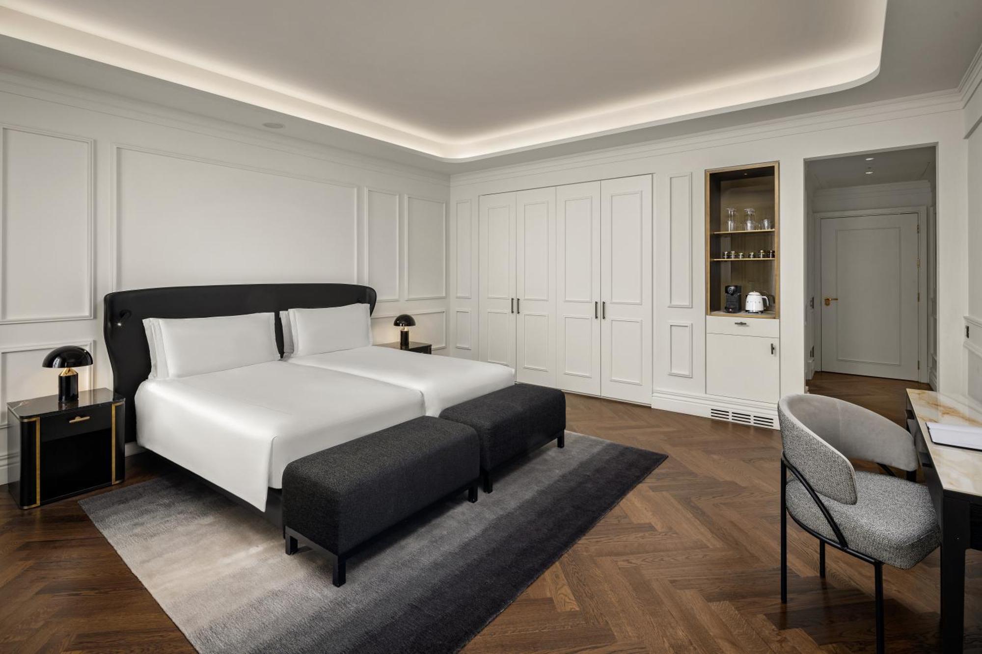 Intercontinental Rome Ambasciatori Palace By Ihg Exterior photo